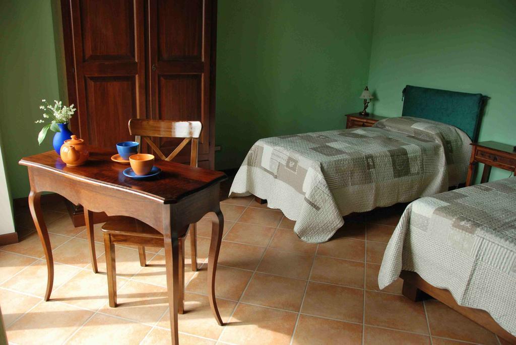 B&B La Casa Di Trizzi Como Habitación foto